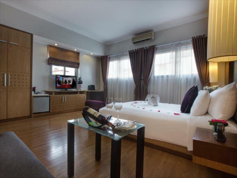 Eliana Ruby Hotel & Travel Ханой Екстер'єр фото